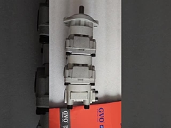 705-41-08080 Pompes pour engrenages de creuseurs S'applique à la pompe hydraulique PC38UU-2